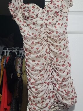 Ruched Cream Mini Skirt with Rose Print